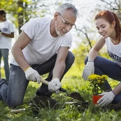 Emeklilikte Depresyona Girmemek İçin En Etkili Yöntem: Gönüllülük