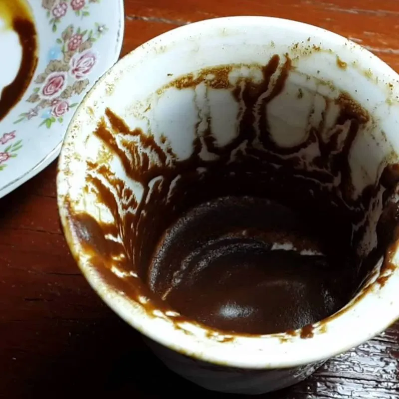 Astroloji ve Fal Neden Hâlâ Bu Kadar Popüler? İşte Bilimsel Yanıtlar