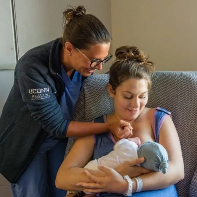 Anne Sütü ve Bebek Beslenmesi Danışmanlığı Eğitimine Neden Katılmalısınız?